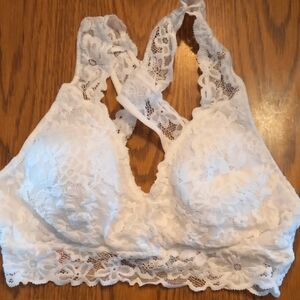 NoBo White Lace Bra Women's Large Elastic Lace straps and Band Removable Pads